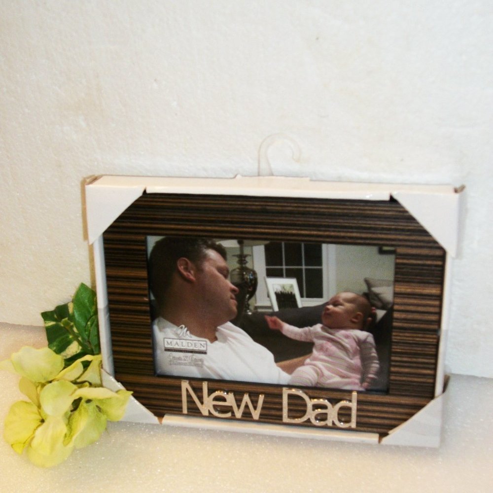 Malden NEW DAD Picture Frame 4" X 6" NEW